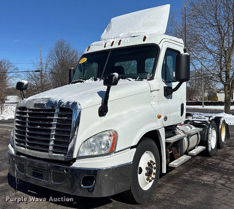 Image of Freightliner Cascadia 125 Primary image