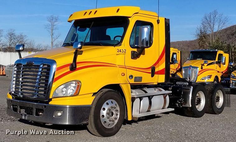 Image of Freightliner Cascadia 125 Primary image