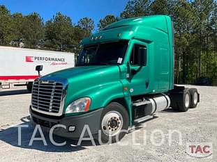 2018 Freightliner Cascadia 125 Equipment Image0