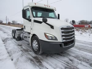 2018 Freightliner Cascadia 126 Image