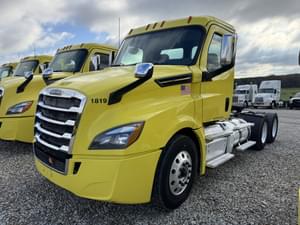 2018 Freightliner Cascadia 126 Image