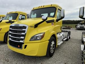 2018 Freightliner Cascadia 126 Image