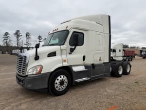 2018 Freightliner Cascadia Image