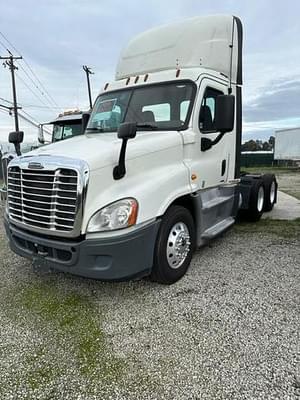 2018 Freightliner Cascadia Image