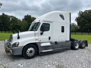 Main image Freightliner Cascadia