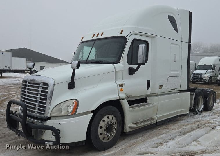 Image of Freightliner Cascadia Primary image