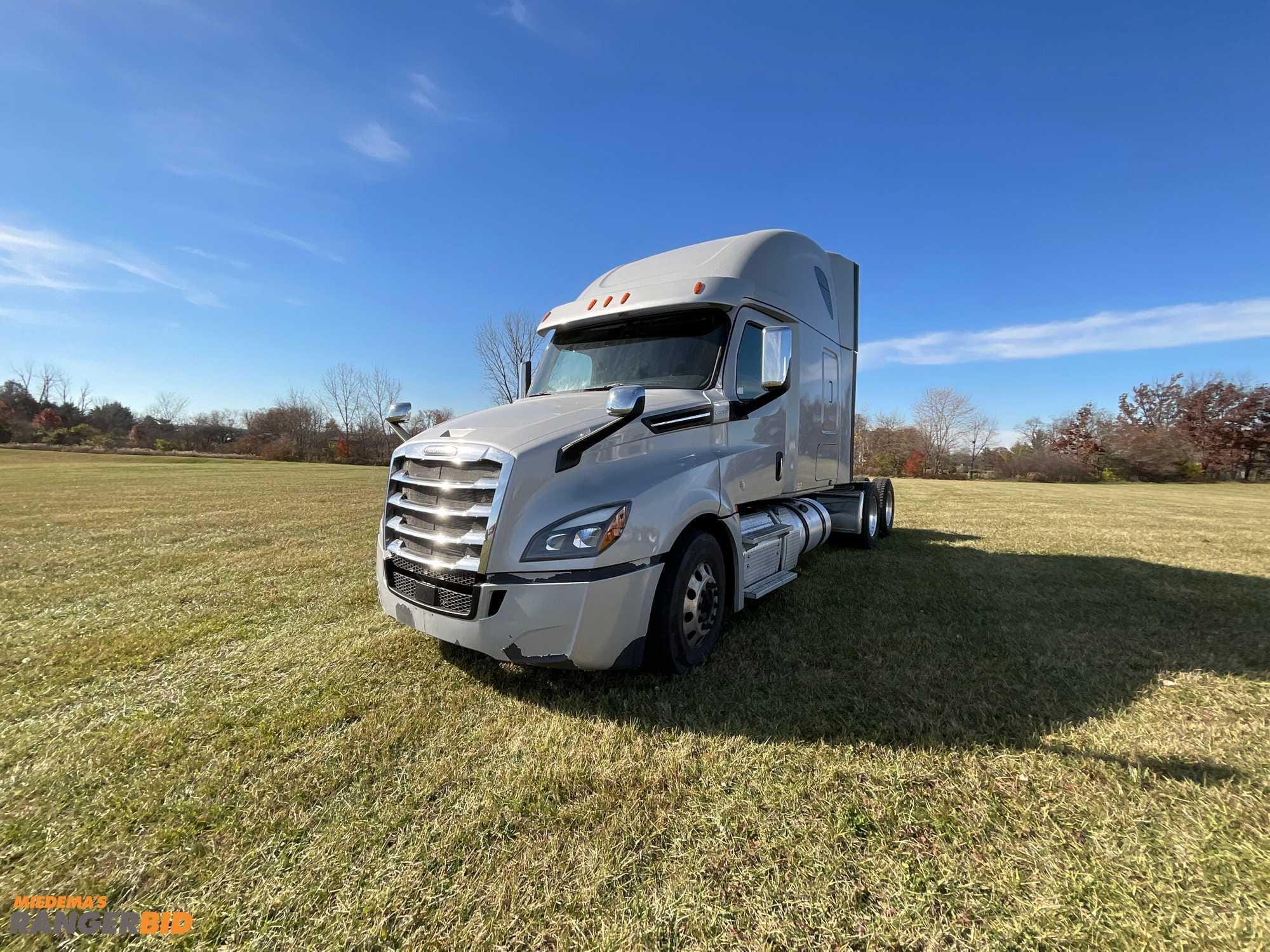 Main image Freightliner Cascadia