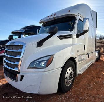 Main image Freightliner Cascadia