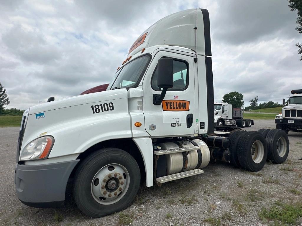 Image of Freightliner Cascadia Primary image