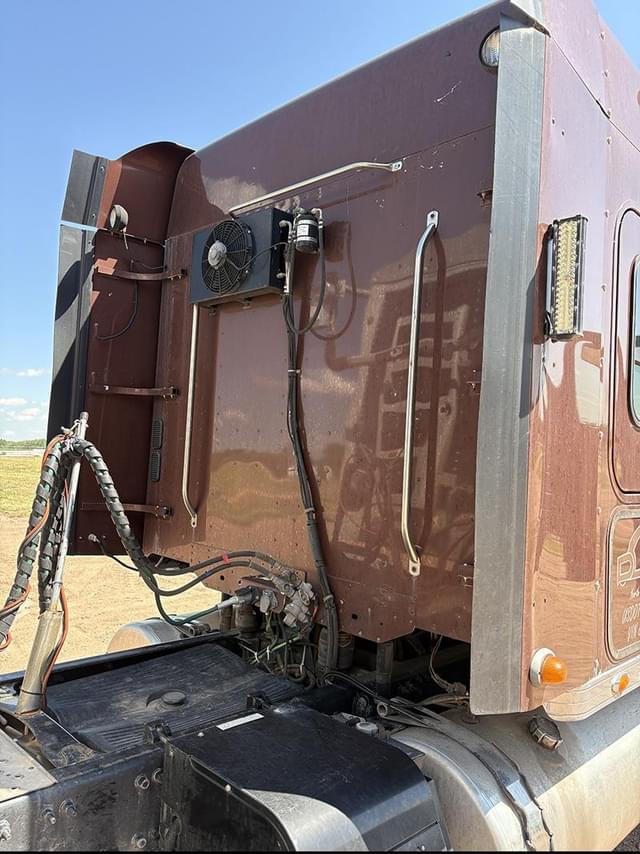 Image of Freightliner Coronado 132 equipment image 3