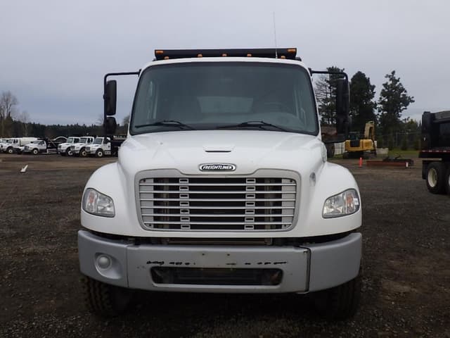 Image of Freightliner M2 equipment image 1