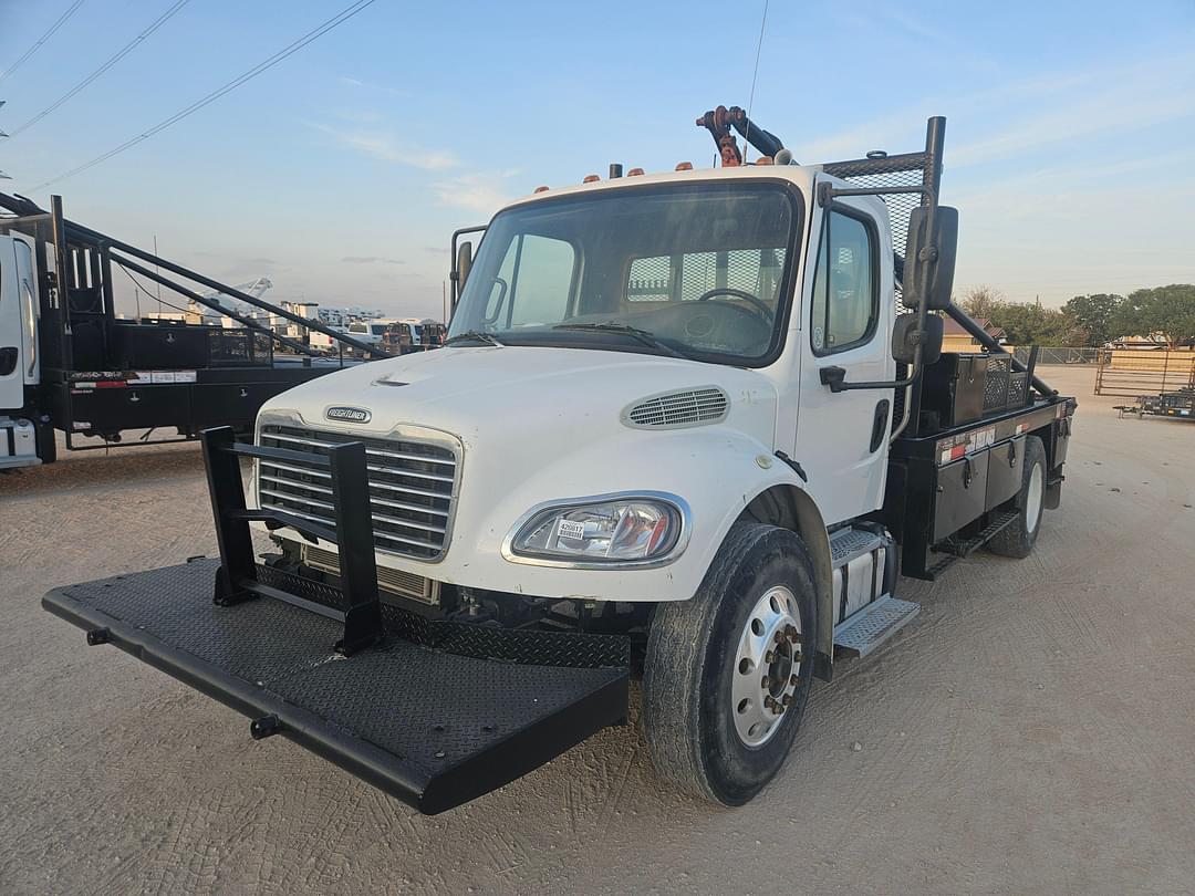 Image of Freightliner M2 Primary image