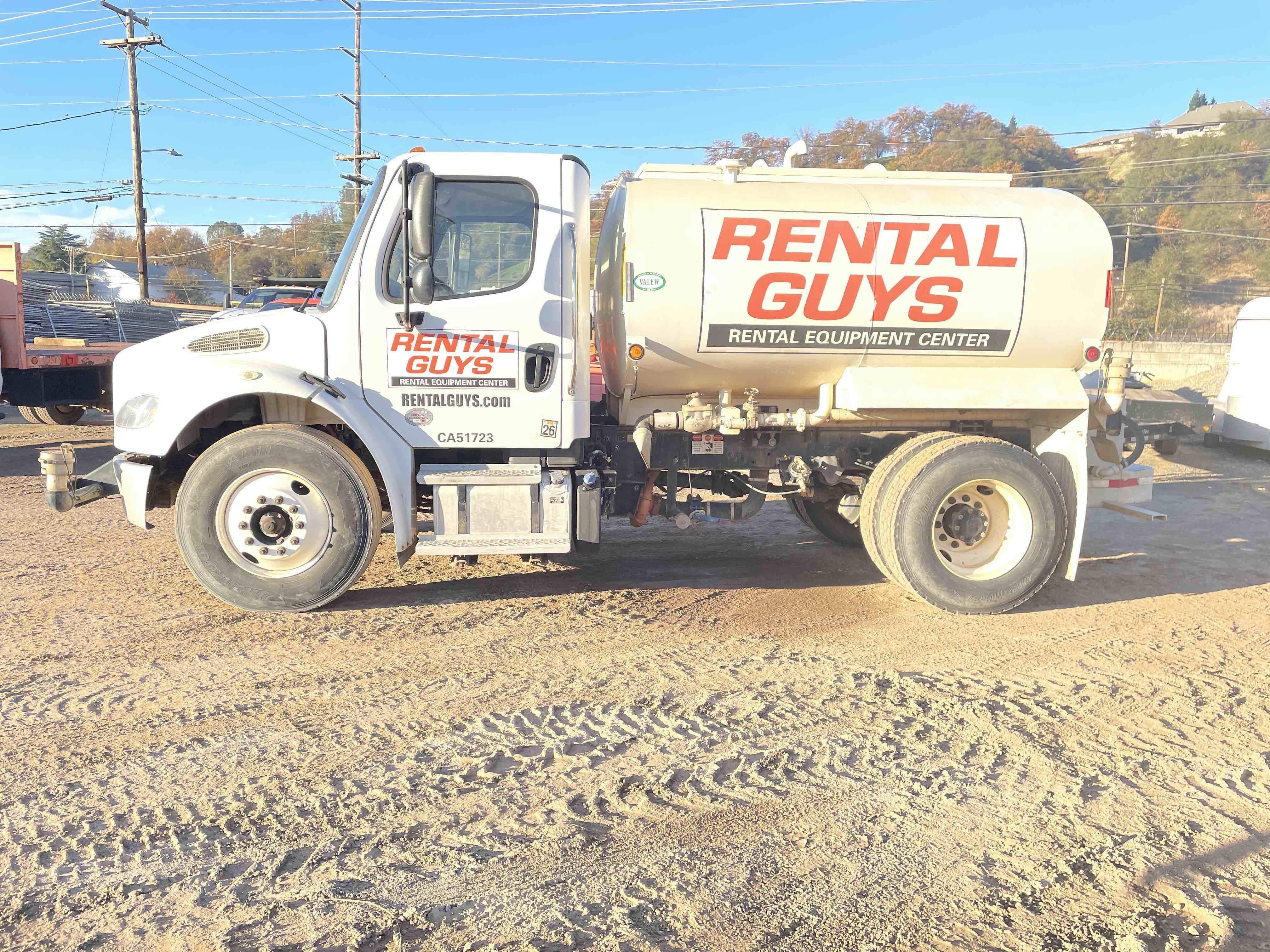 2018 Freightliner M2106 Equipment Image0