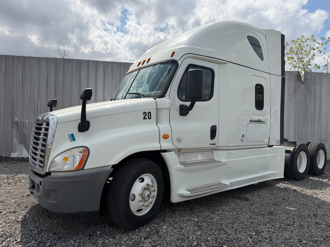 Image of Freightliner Cascadia Primary image