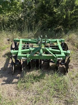 2018 Frontier DH1276 Image