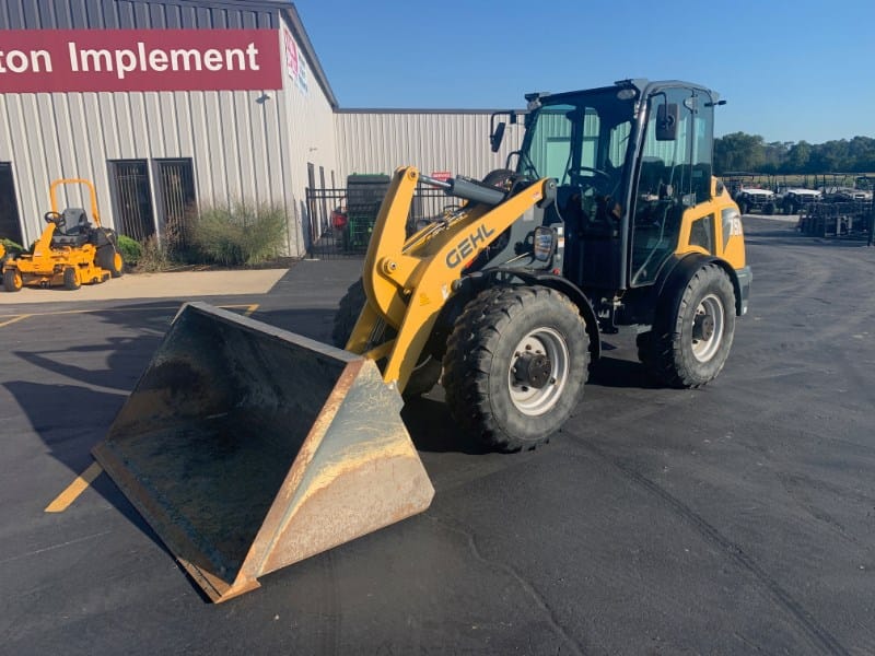 2018 Gehl AL750 Equipment Image0