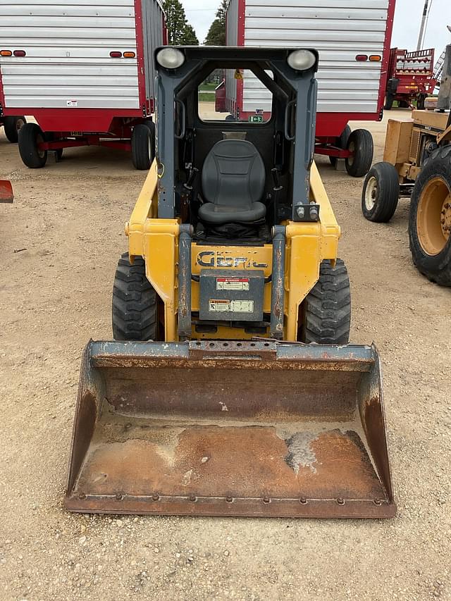 Image of Gehl R105 equipment image 1