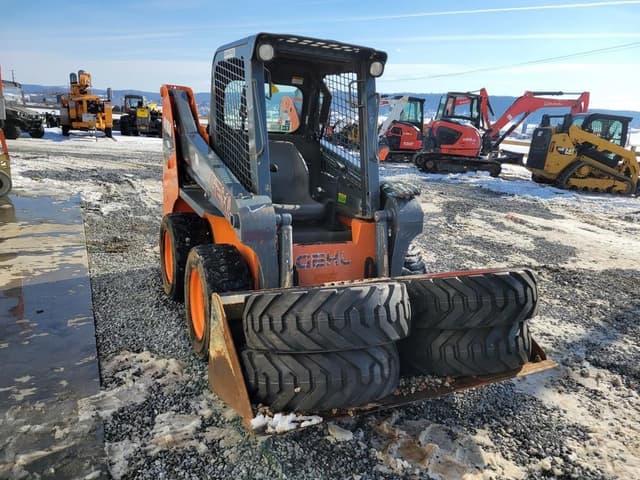 Image of Gehl R150 equipment image 2