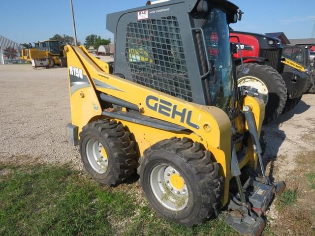 Image of Gehl R190 equipment image 3