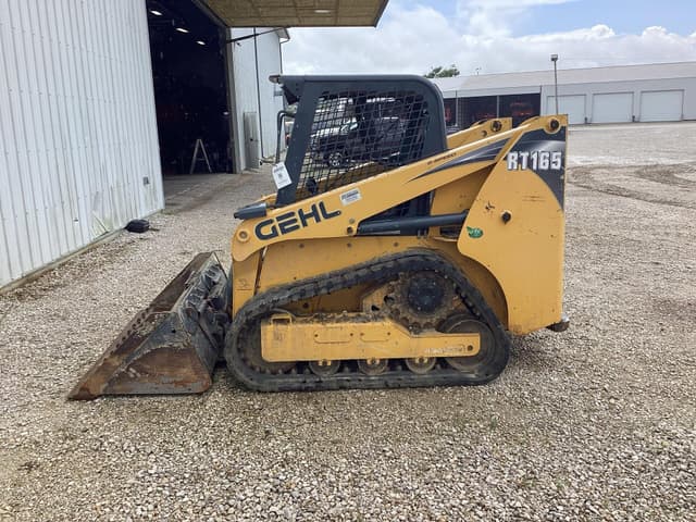 Image of Gehl RT165 equipment image 4