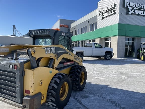 Image of Gehl V270 equipment image 3