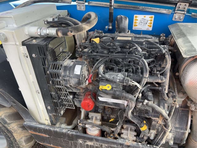 Image of Genie GTH-5519 equipment image 4