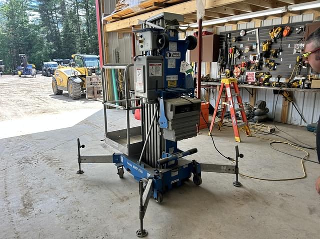 Image of Genie AWP-30S equipment image 2