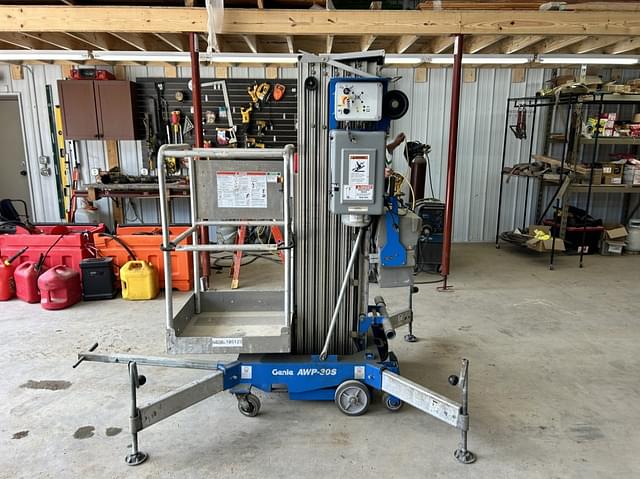 Image of Genie AWP-30S equipment image 1