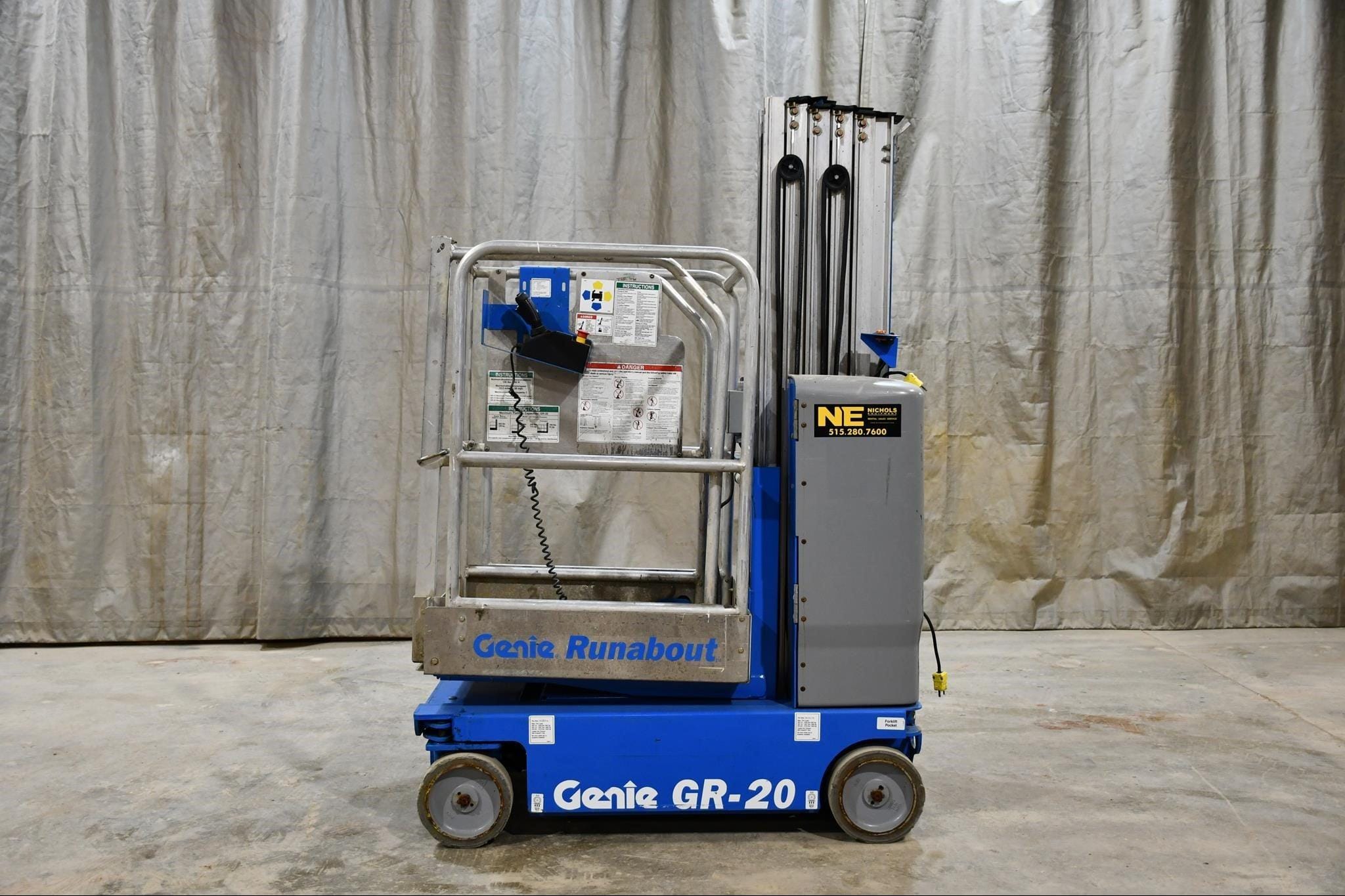 2018 Genie GR-20 Equipment Image0