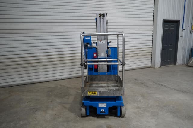 Image of Genie GR-20 equipment image 2