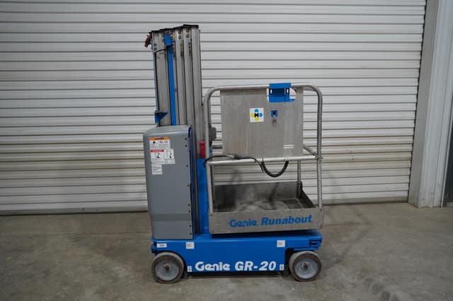 Image of Genie GR-20 equipment image 4