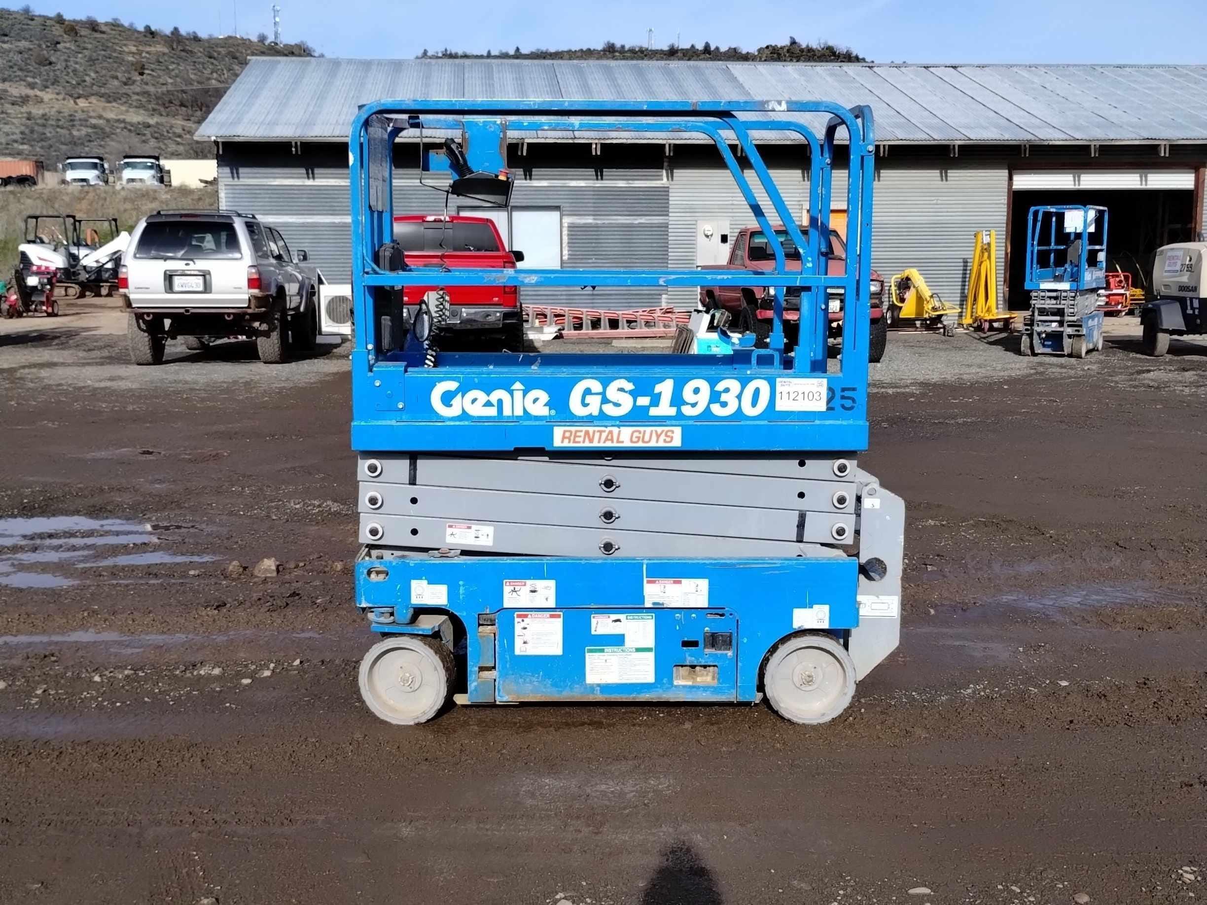 2018 Genie GS-1930 Equipment Image0