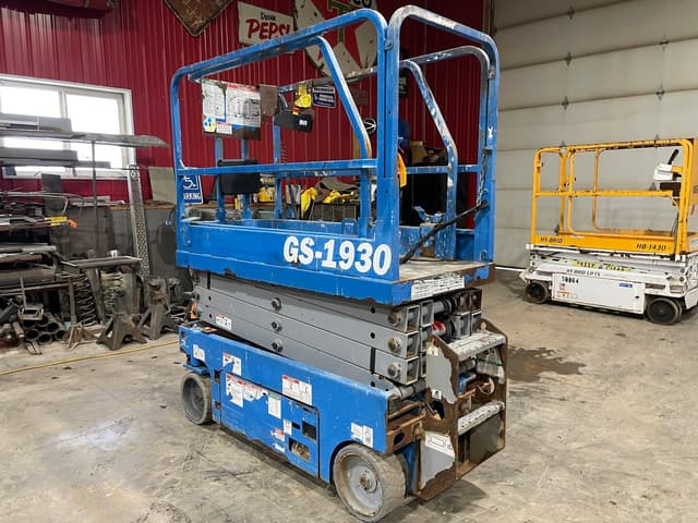 Image of Genie GS-1930 equipment image 2