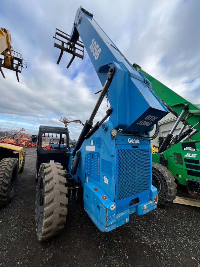 Image of Genie GTH-1056 equipment image 1