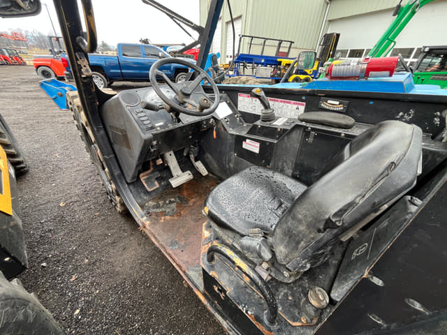 Image of Genie GTH-1056 equipment image 3