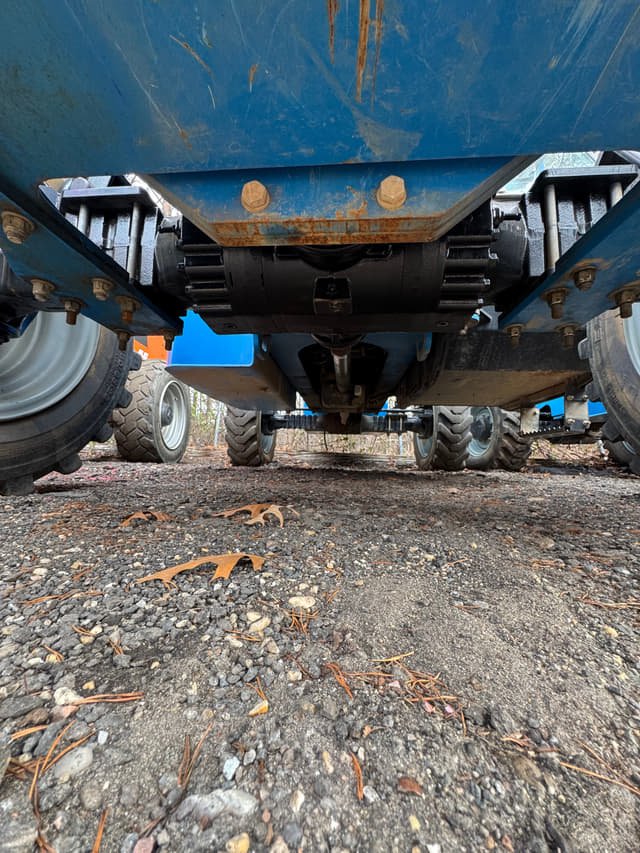 Image of Genie GTH-1056 equipment image 4