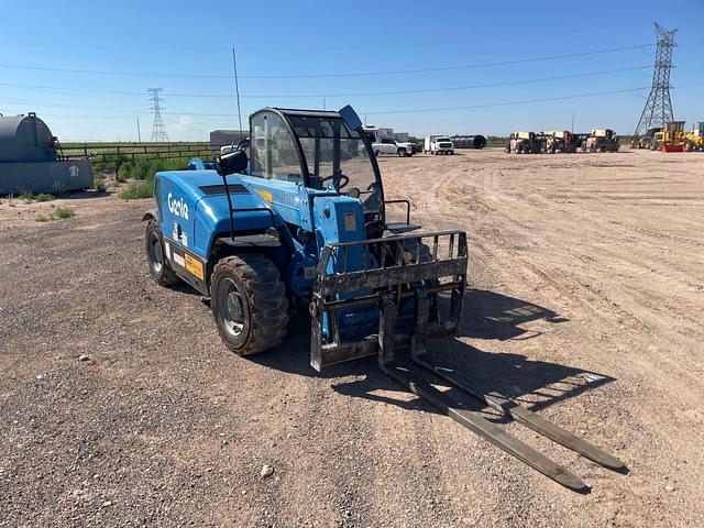 Image of Genie GTH-5519 equipment image 2