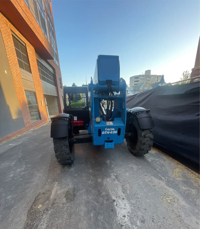 Image of Genie GTH-636 equipment image 2
