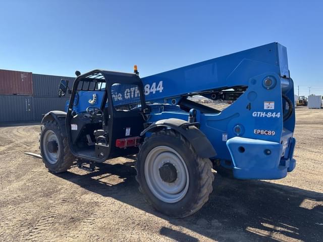 Image of Genie GTH-844 equipment image 3