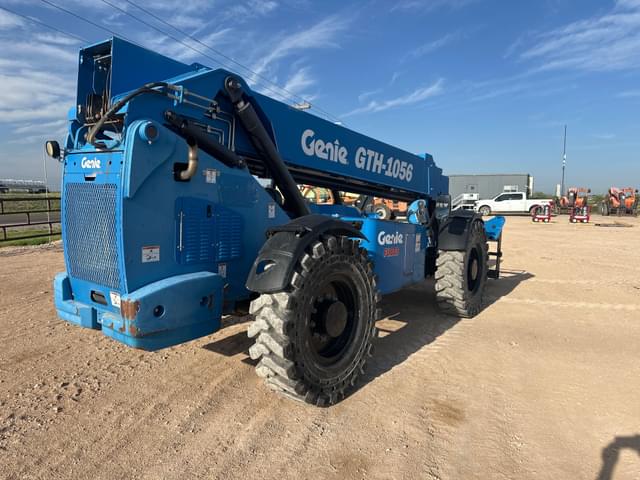 Image of Genie GTH-1056 equipment image 4
