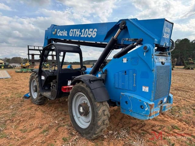 Image of Genie GTH1056 equipment image 3