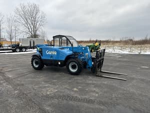 2018 Genie GTH5519 Image