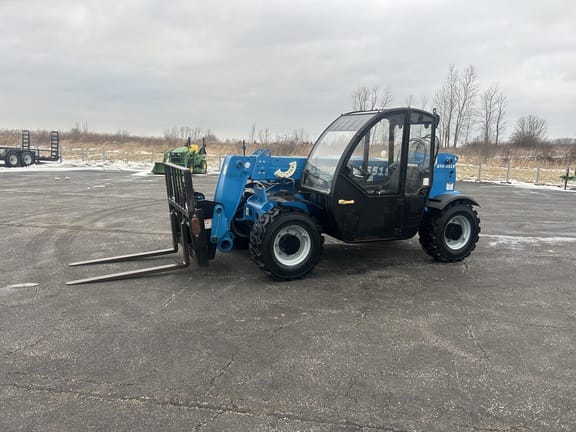 2018 Genie GTH5519 Equipment Image0