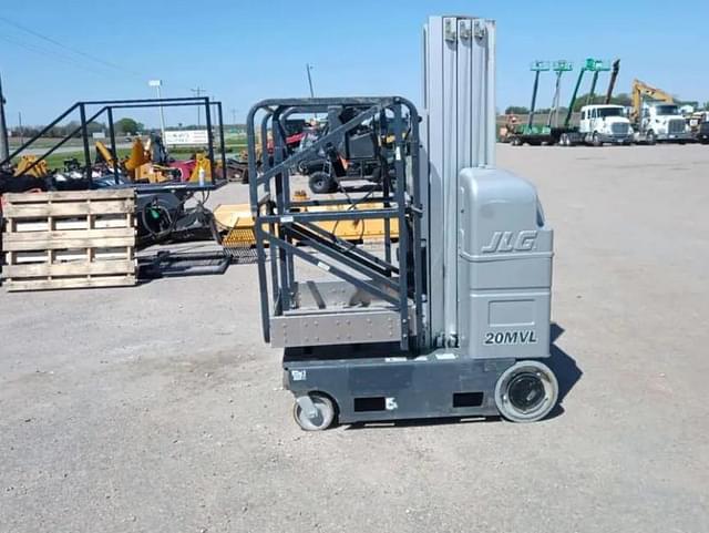 Image of Genie 20MVL equipment image 2