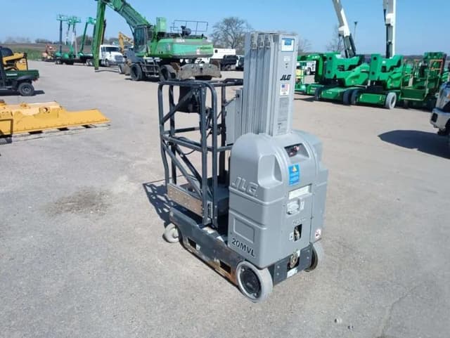 Image of Genie 20MVL equipment image 4