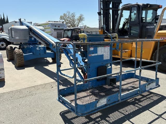 Image of Genie S-45 equipment image 1