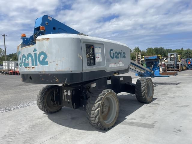 Image of Genie S-60X equipment image 4