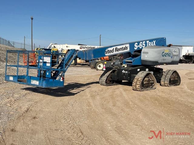 Image of Genie S-65 TRAX equipment image 2