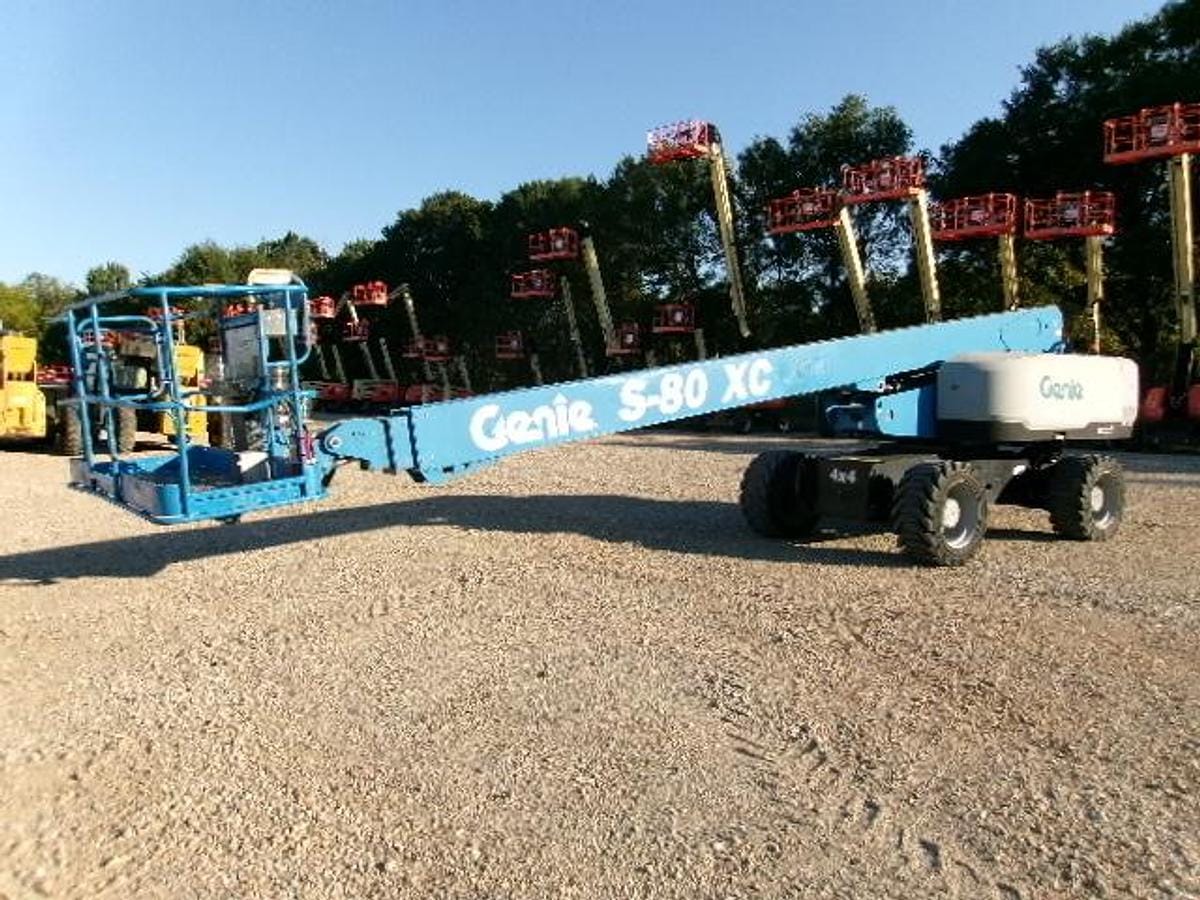 2018 Genie S-80XC Equipment Image0