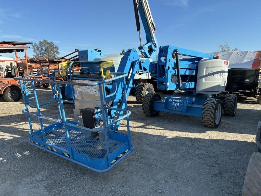 2018 Genie Z-45/25J Equipment Image0